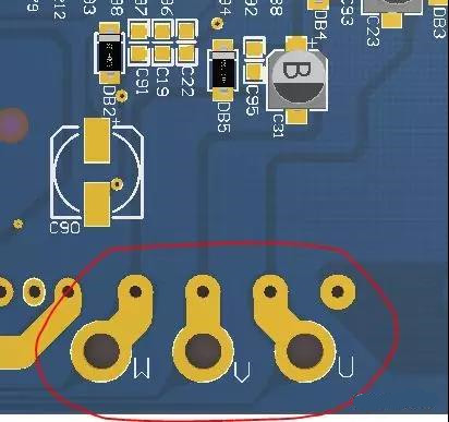 PCB設(shè)計(jì)不僅可以將PCB實(shí)現(xiàn)為即插即用的插件，而且可以增加焊料的厚度以達(dá)到過(guò)大電流的目的。